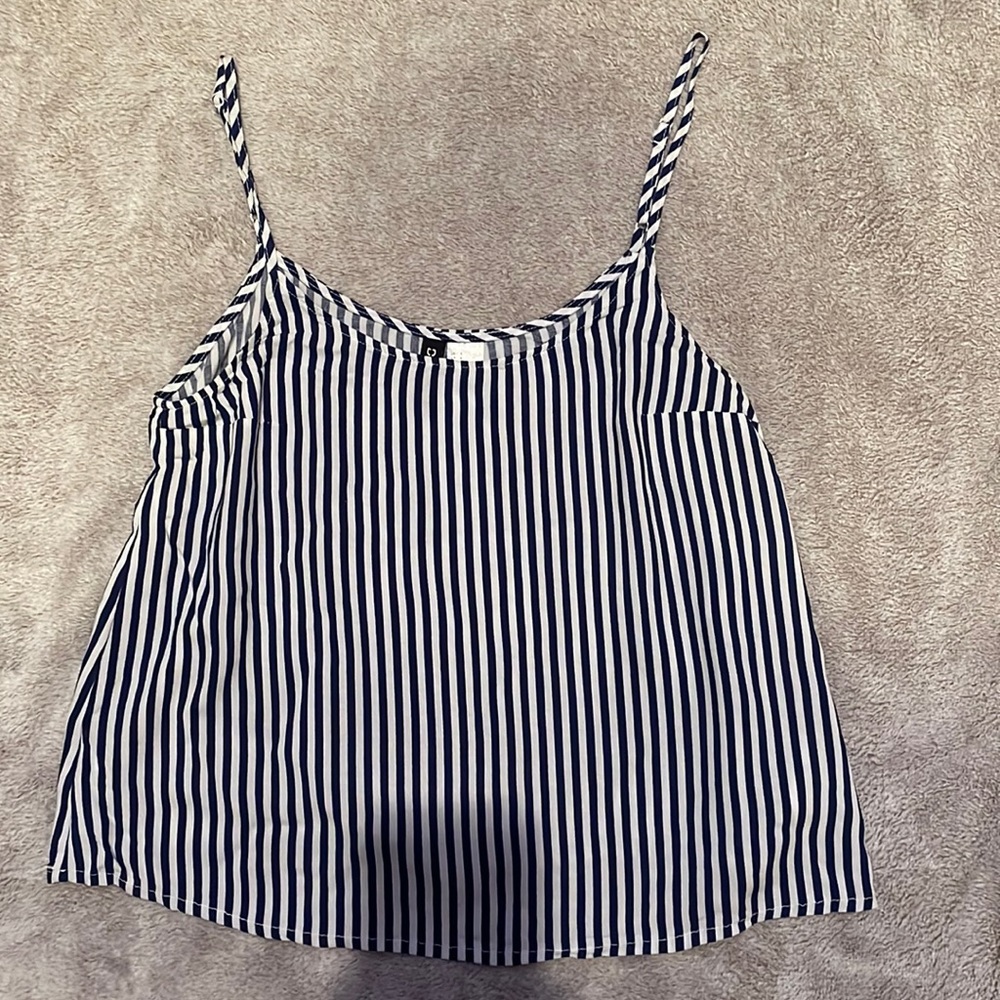H&M Divided tank top, size 4